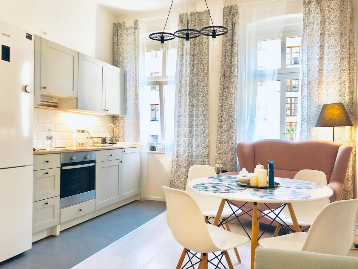 شقة Apartament Delux 2 Legnica Ul. Kominka 16 المظهر الخارجي الصورة